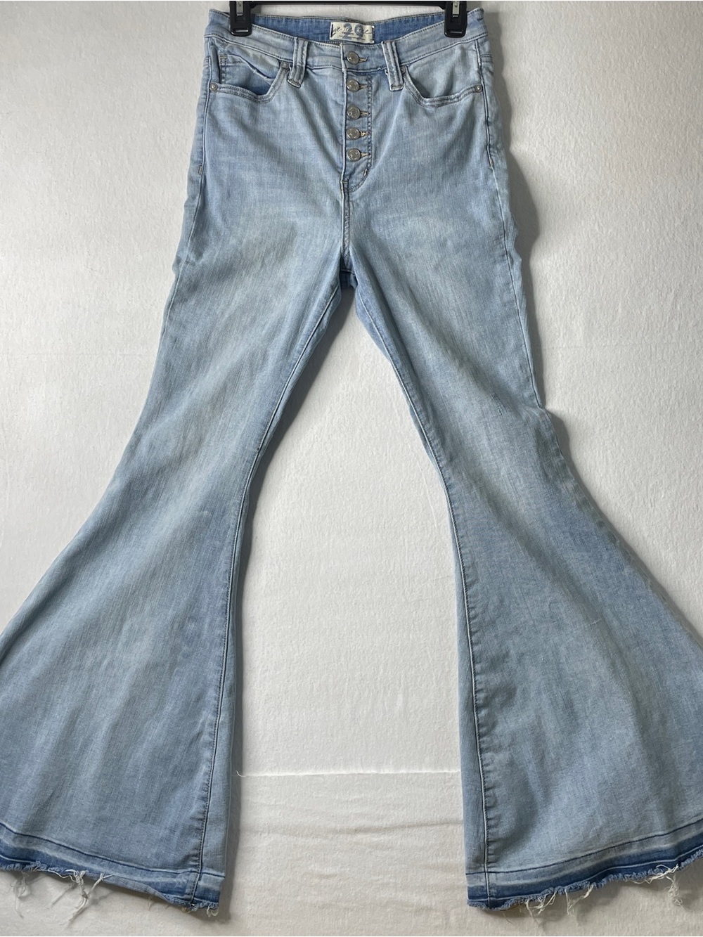 We The Free Jeans Women's 29 Light Wash Flare Bell Bottoms Raw Hem Boho Indie